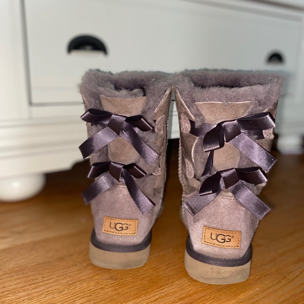 Ugh boots women’s/girls